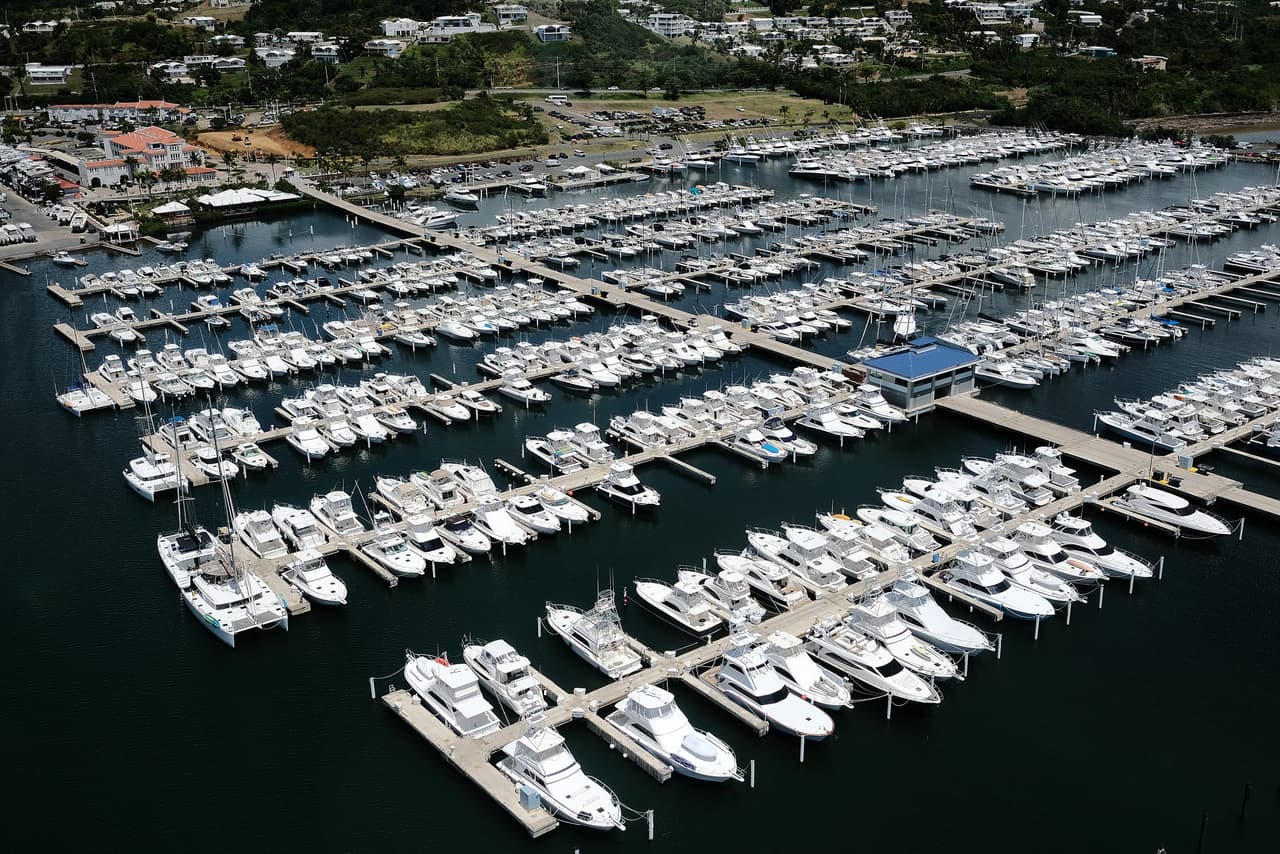 “Se prohíbe el uso de las marinas como puerto de entrada a la Isla de personas provenientes de otras jurisdicciones que no sea la de Puerto Rico”