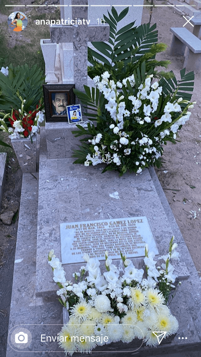 En una apareció
<b><a href="https://www.univision.com/famosos/ana-patricia-por-fin-pudo-visitar-la-tumba-de-su-papa-siento-su-presencia-en-mi-corazon-video" target="_blank">la tumba de don Juan. </a></b>
<br>