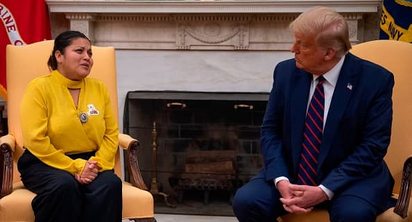 "Si usted me ayuda, va a ser parte de la historia”: Esto pidió la madre de Vanesa Guillén a Trump