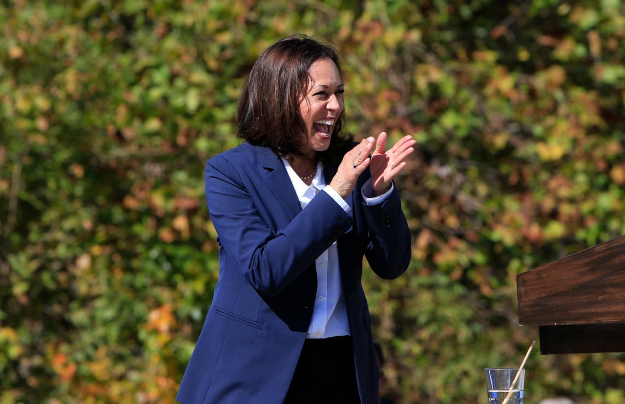 “Necesitamos a Carolina del Norte y por eso estoy aquí. La gente de Carolina del Norte será muy importante en la decisión de esta elección", dijo Harris al medio local
<a href="https://wlos.com/news/local/kamala-harris-to-campaign-in-asheville-on-wednesday-what-we-know-about-the-visit" target="_blank">ABC 13.</a>