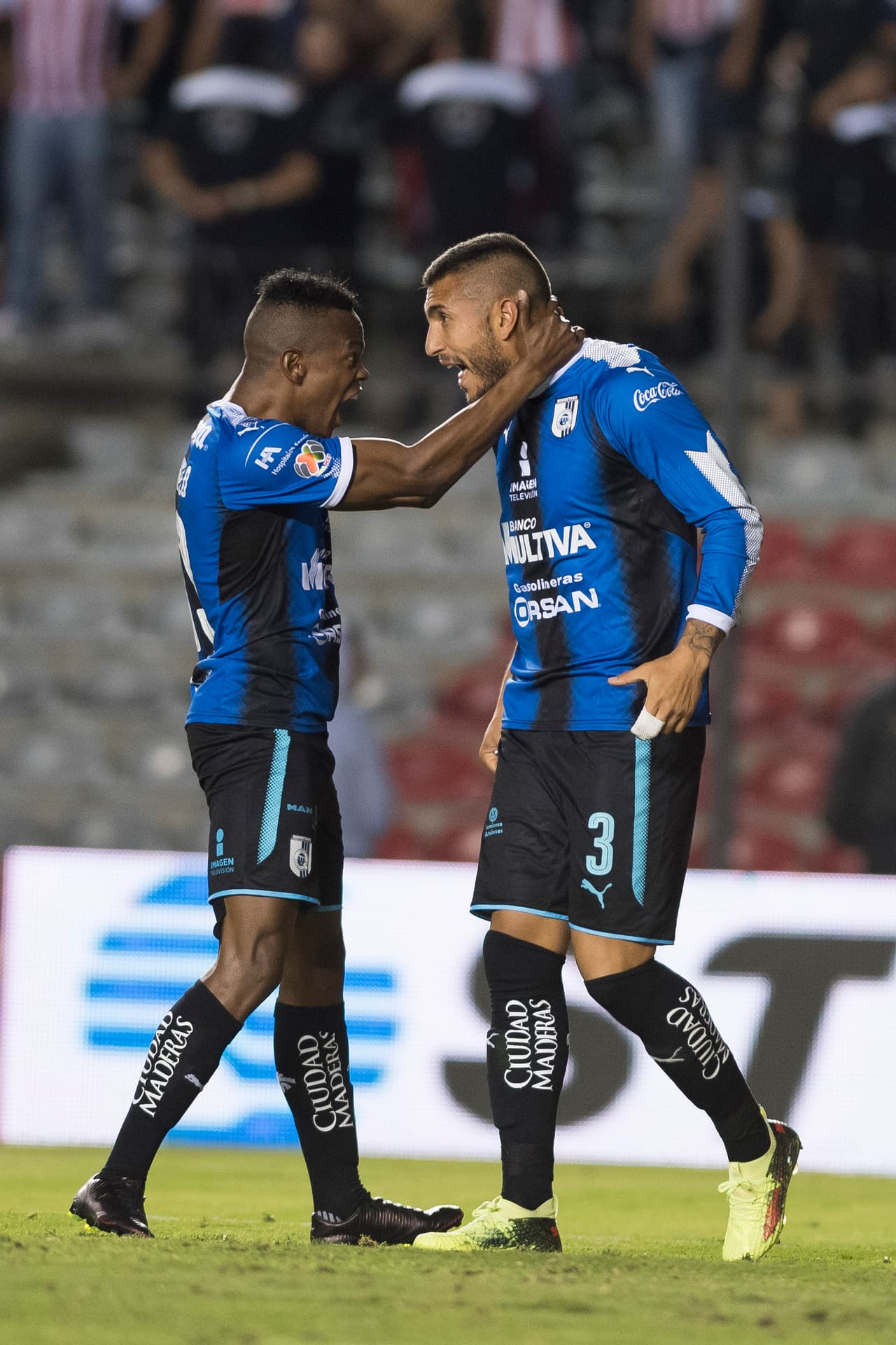 Tan solo a dos minutos para el final del partido, Miguel Martínez conseguía darle la victoria parcial al Querétaro.