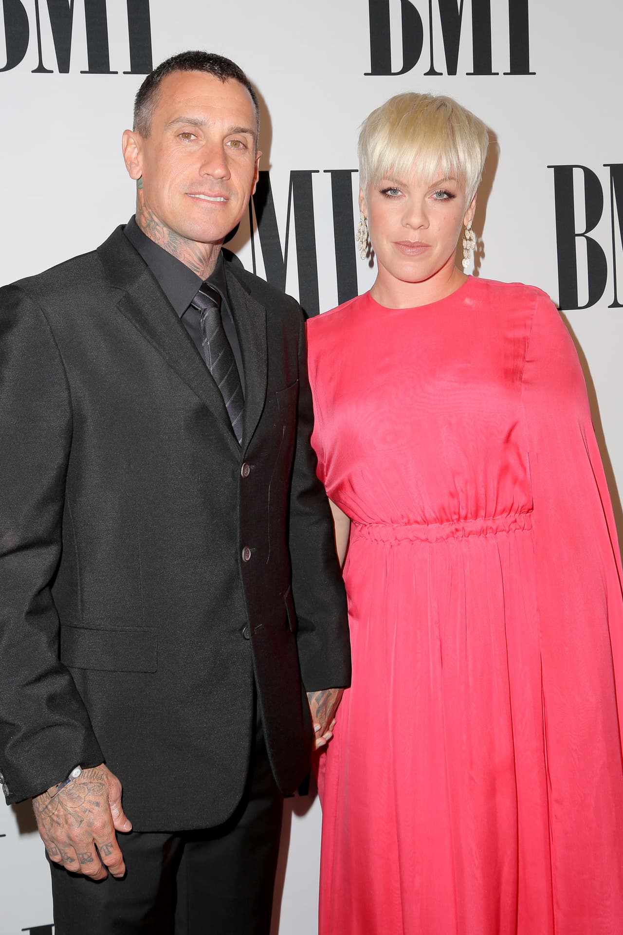 <b>Pink</b> y 
<b>Carey Hart</b> se casaron en Costa Rica el 7 de enero de 2006.