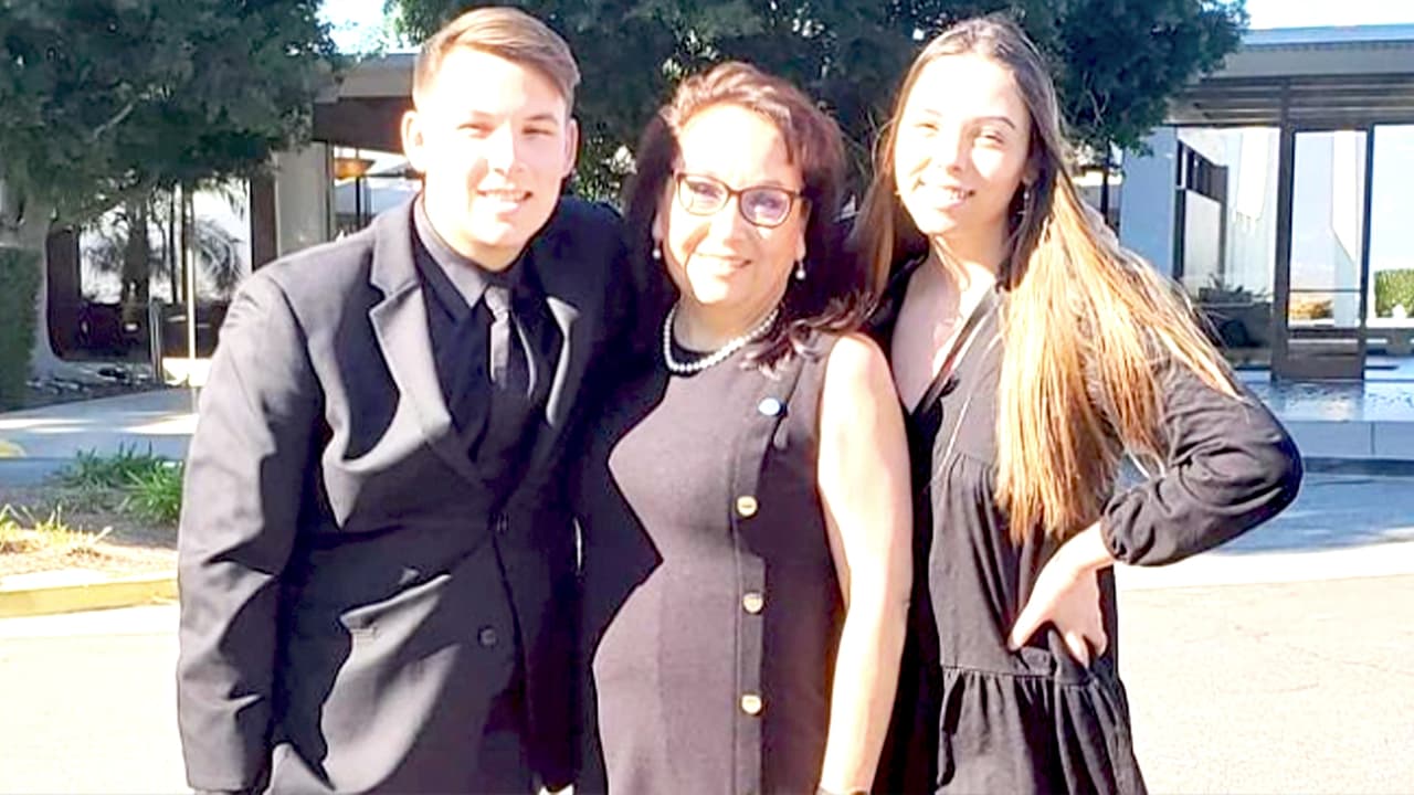 Madre del Valle pierde a sus dos hijos tras ser apuñalados en medio de una disputa doméstica