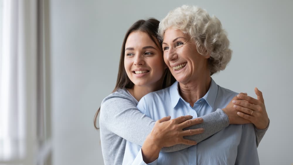 En 
<b>Cáncer</b> envuelve tu aura con un toque tierno y un aura amorosa que te ayudará a limar asperezas y a prepararte gradualmente para lo que será tu ciclo de cumpleaños el mes próximo de junio.
<br>