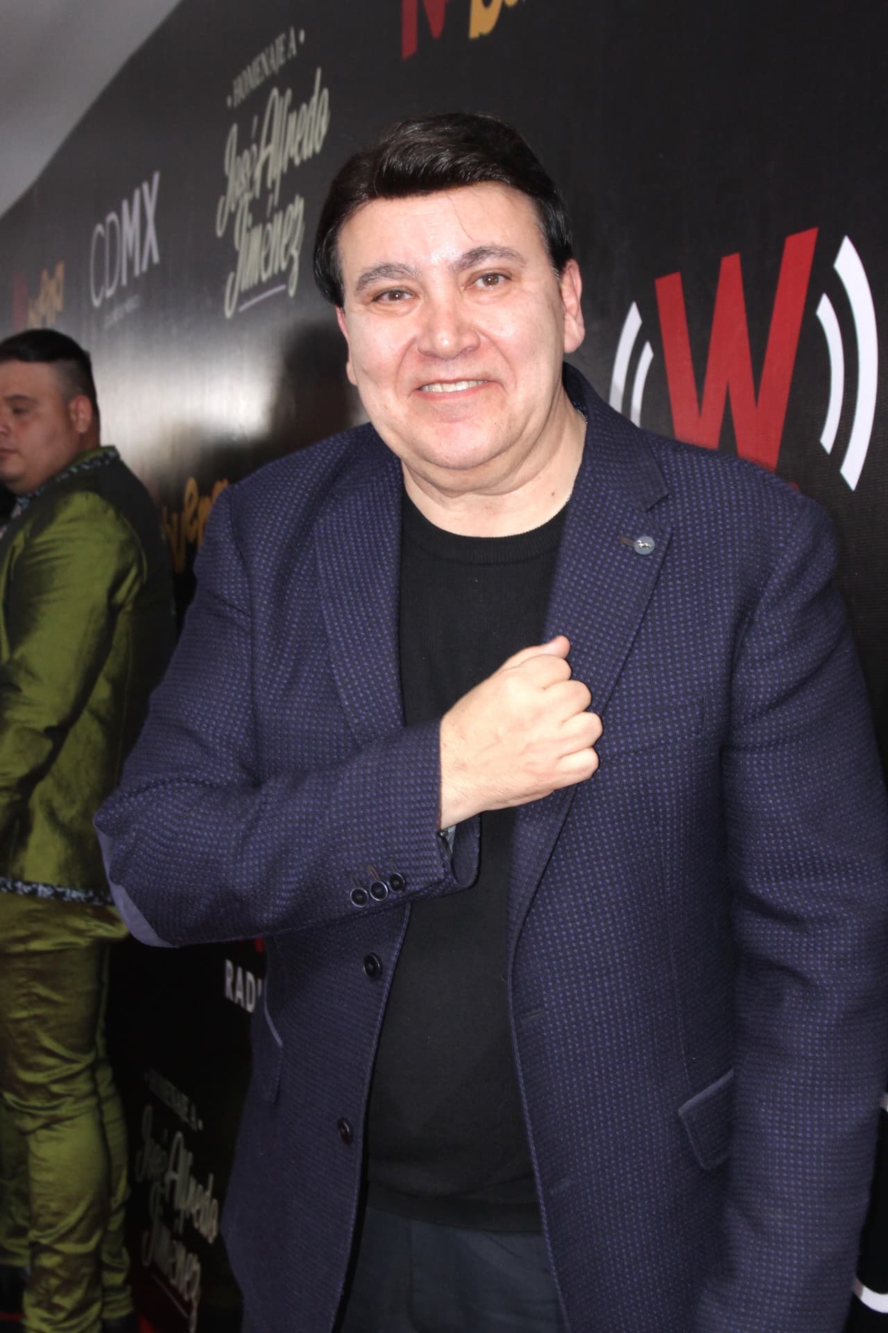 En noviembre de 2018 José Alfredo Jiménez Jr. informó que la serie de televisión sobre la vida de su padre sería producida por Disney en los primeros meses de 2019, con un corte musical y compilando los éxitos más sobresalientes del cantautor.