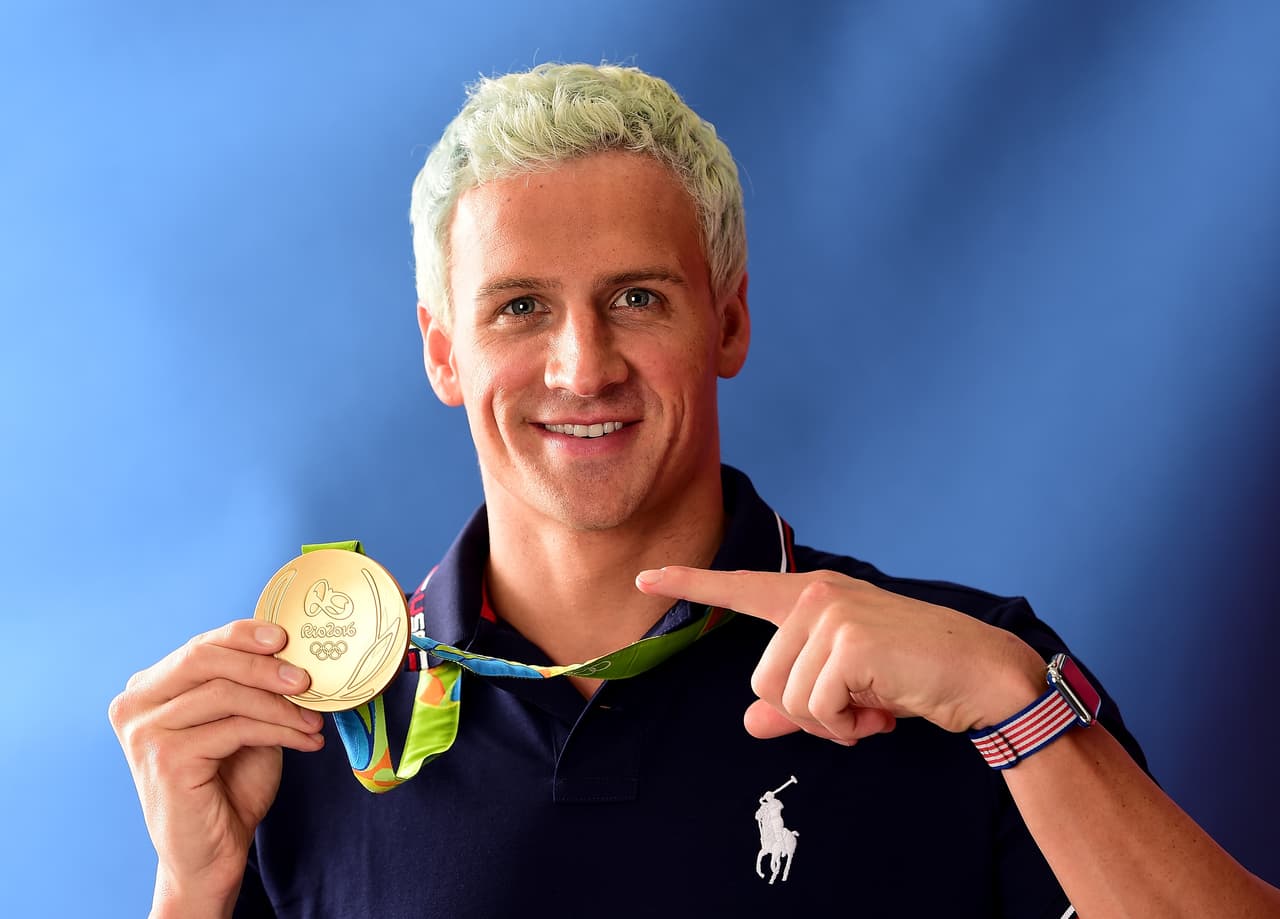 El nadador estadounidense
<b>Ryan Lochte </b>optó por teñirse el cabello y lucirlo así en los pasados Juegos Olímpicos de Río 2016.