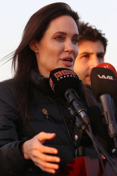 Una vez más Angelina Jolie da muestra de su gran corazón.