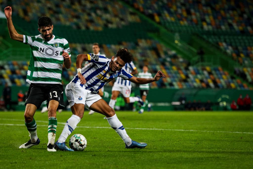 El mexicano y Mateus Uribe marcaron los goles del Porto; Vietto rescató el empate sobre la recta final del juego. Nuno Santos (9’) abrió el marcador, Mateus Uribe (25’) empato y el ‘Tecatito’ (45’) le dio la vuelta al marcador con un tremendo golazo. Vietto (87’) apagó la fiesta al final del juego.