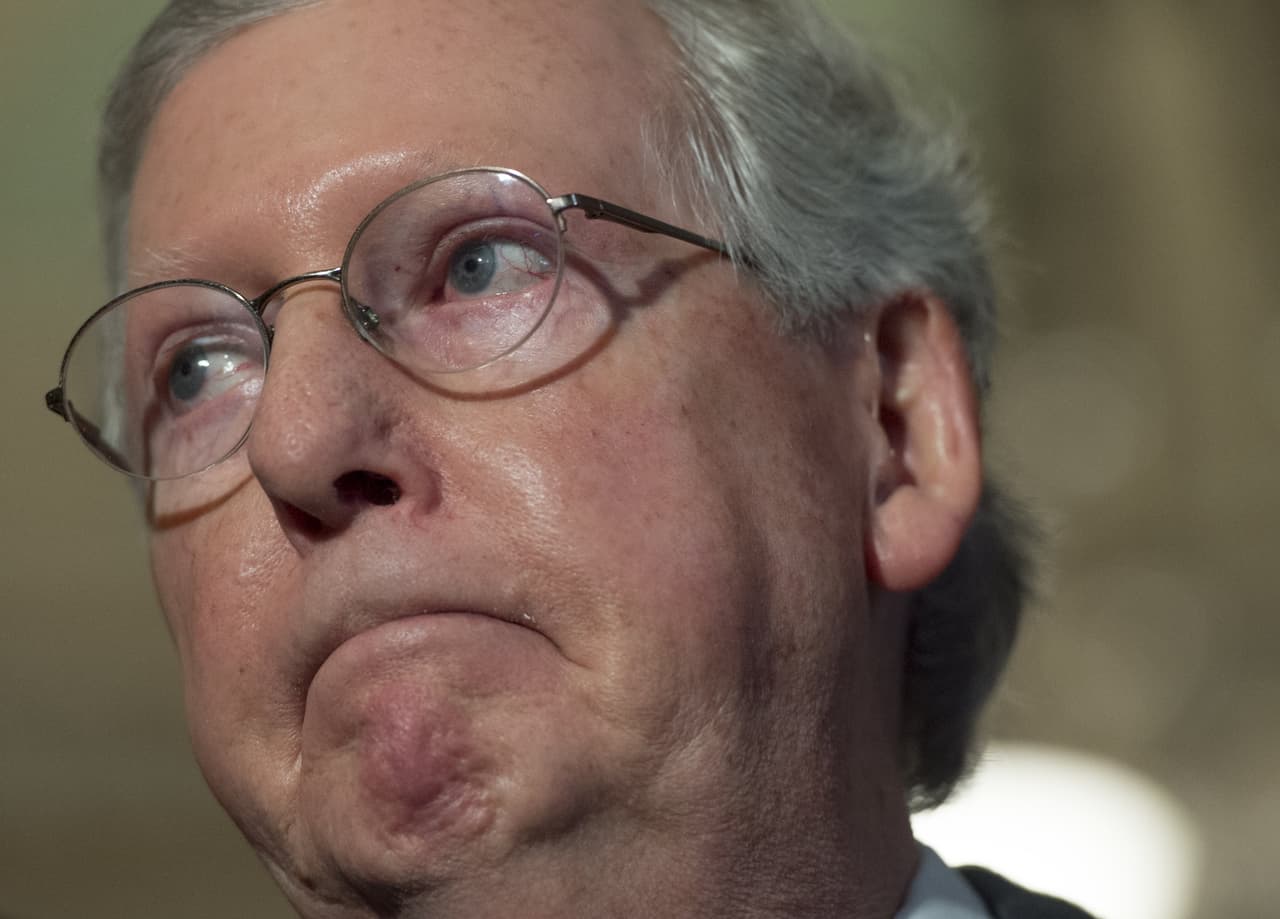 Tras su tibio apoyo, el líder republicano en el Senado se reunirá con Trump