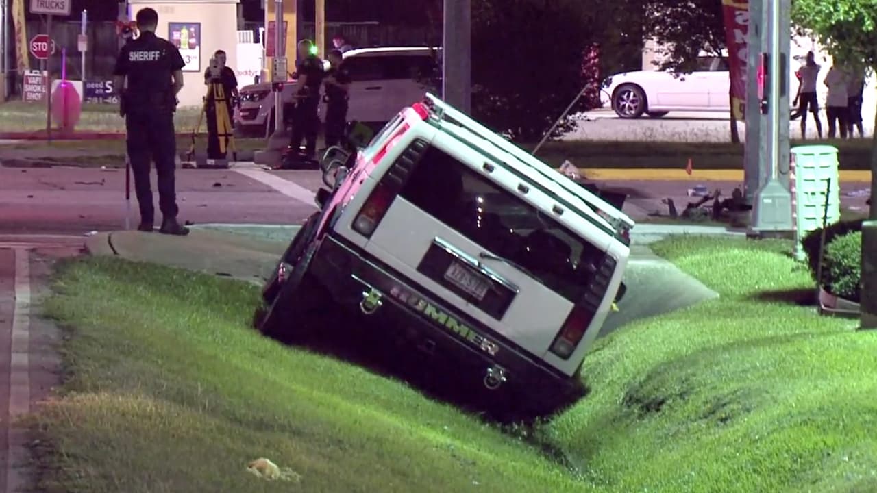 Las autoridades realizarán una reconstrucción de los hechos para determinar a que velocidad viajaban las dos unidades.