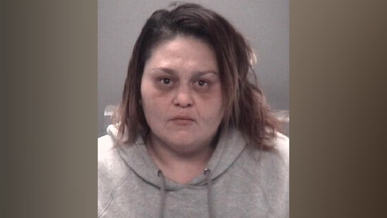 Una madre es acusada de darle metanfetamina a su hijo de 14 años para relajarlo 