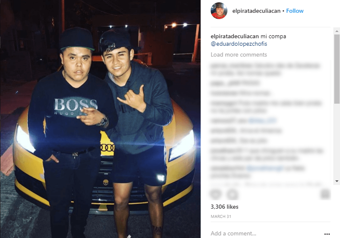 'El Pirata de Culiacán' también contaba entre su colección de conocidos ilustres al futbolista de Chivas Eduardo López 'Chofis'.