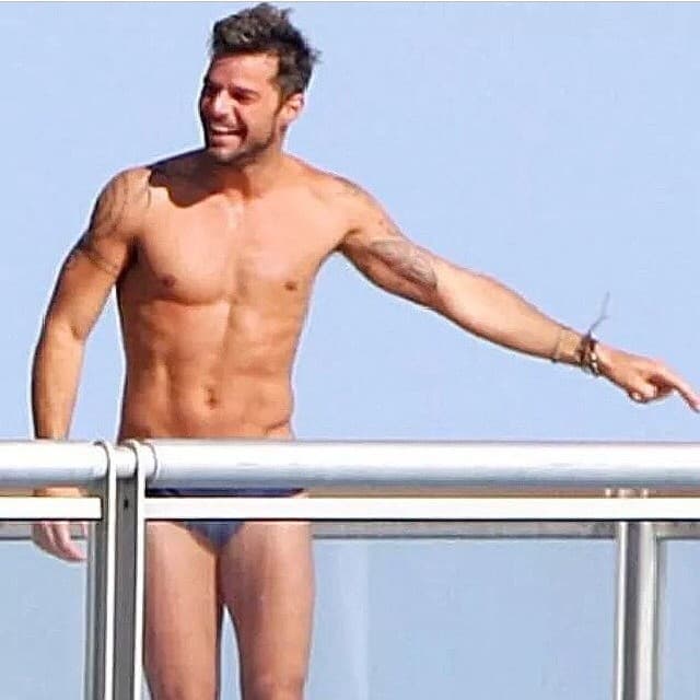 Cuando retomó una foto de paparazzi en un barco.