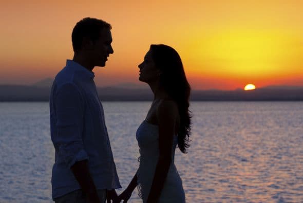 Probablemente hace unos años te sentías a salvo en tu burbuja de amor y todo parecía perfecto, pero la rutina y labores domésticas probablemente hicieron que esos pequeños detalles románticos en la pareja sean cada vez más esporádicos. ¿Cómo tomar medidas al respecto?