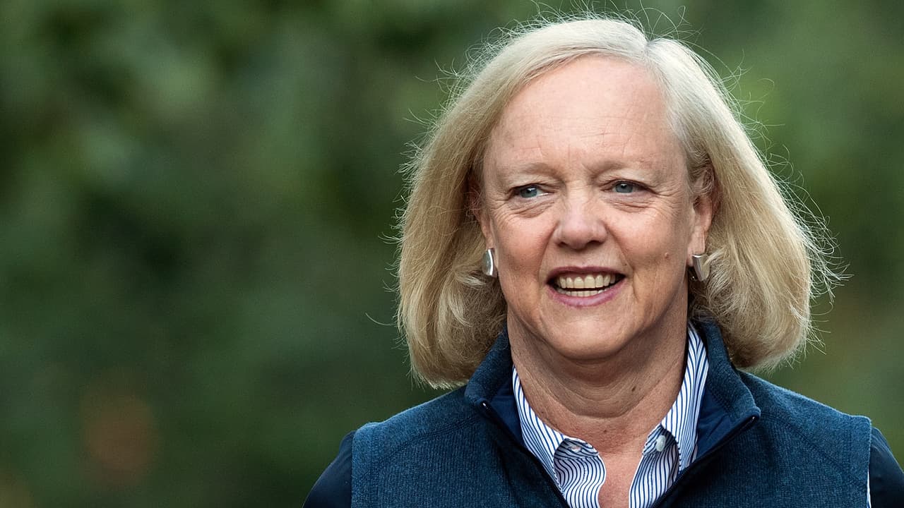 <b>Meg Whitman</b>, ejecutiva, tiene un patrimonio de 2,500 millones de dólares. Es CEO de Hewlett Packard Enterprise y presidente de HP Inc. Fue CEO de ebay entre 1988 hasta 2008, cuando llevó a la empresa de 4 millones de dólares en ventas a 4,000 millones. Fue ejecutiva de Hasbro y Disney.