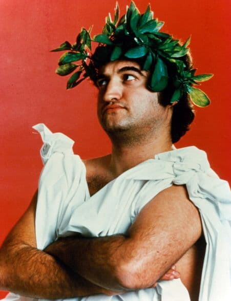 John Belushi Comediante que salió de "Saturday Night Live" y actuó en clásicos de comedia como "Animal House" y "The Blues Brothers".