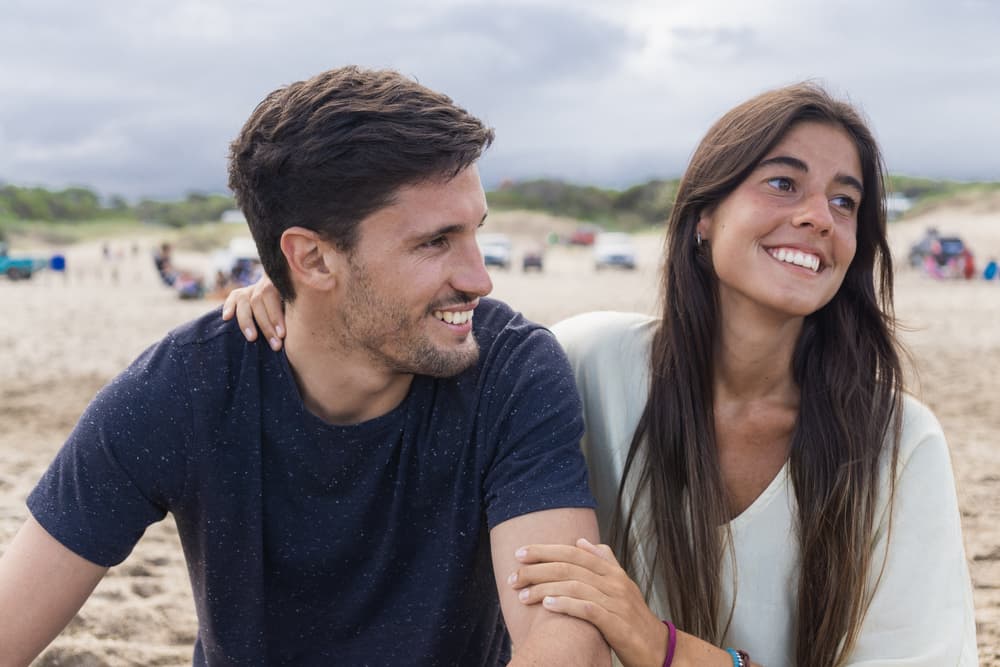 En el amor, eres ardiente y apasionado. Los encuentros nuevos estarán marcados por un tinte intenso que difícilmente serán olvidados. Y si estaba algo fría una relación, este año vuelve a calentarse con la llama de la pasión interna.
<br>
