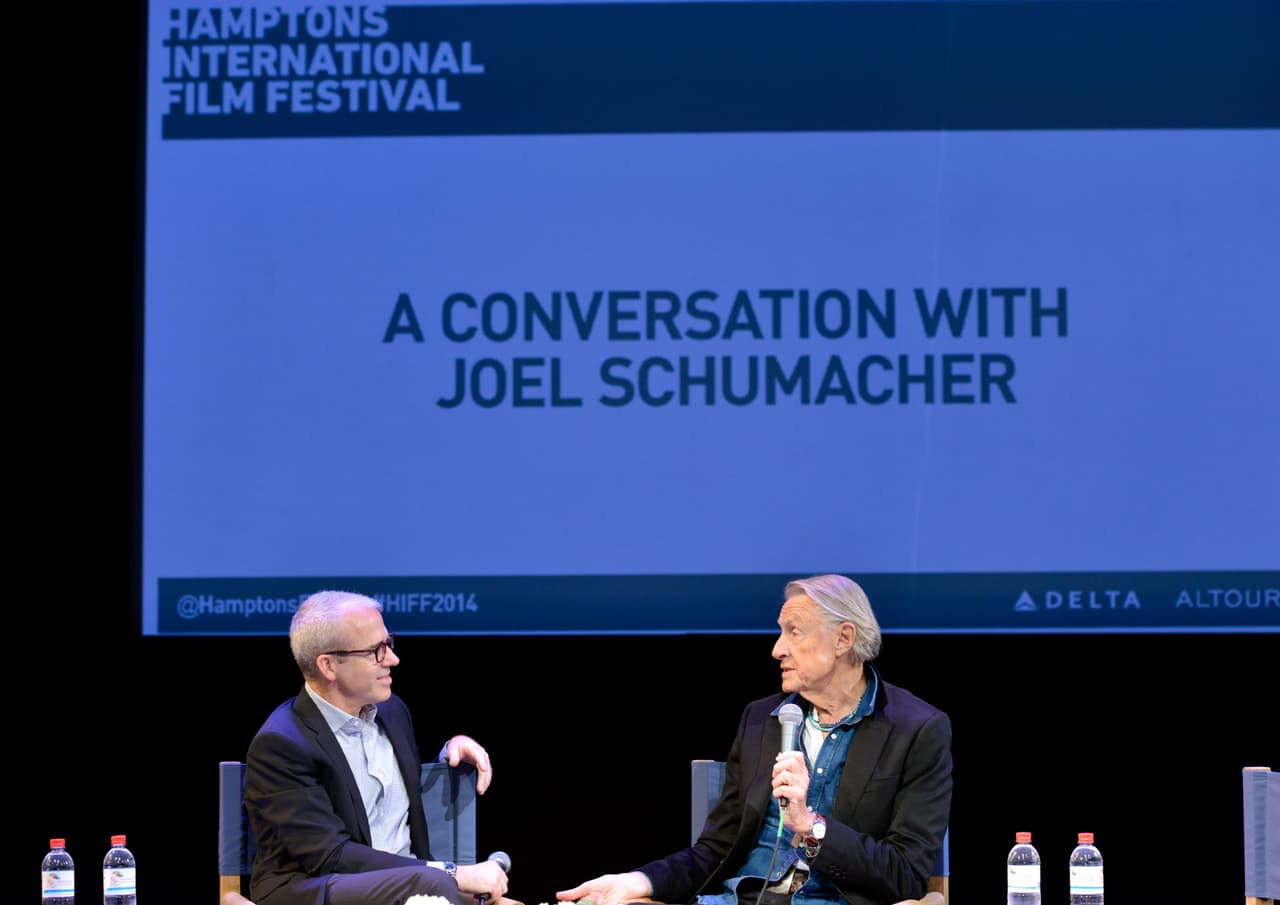 "
<b>Nunca me he besado y hablado</b> de alguien que me dé el favor de compartir una cama conmigo", dijo.