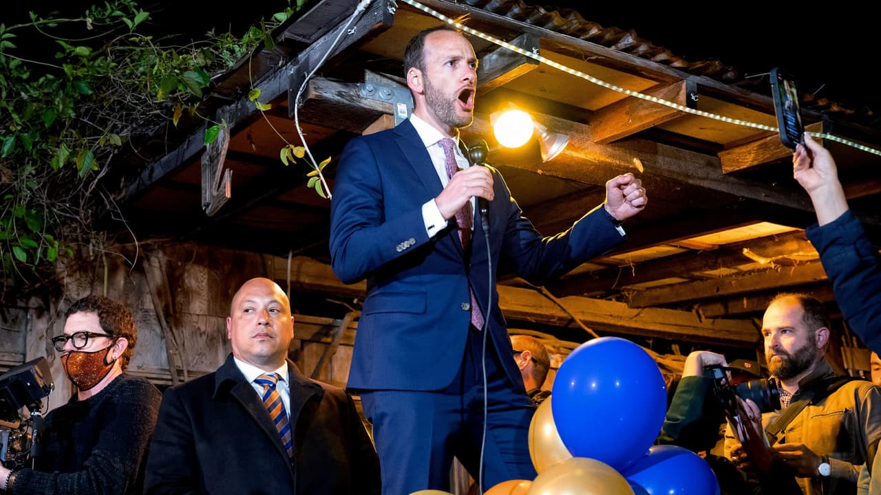 ¿Qué sigue para Chesa Boudin? La ley le permite recuperar la Fiscalía de San Francisco en la elección de noviembre