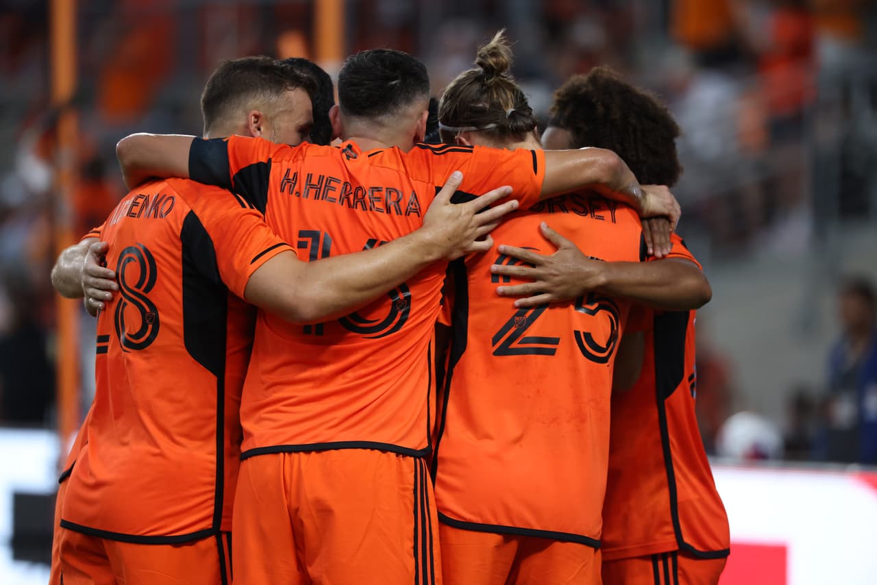 ¡Poder latino! Houston aplasta a Portland con HH y Carrasquilla como emblemas
