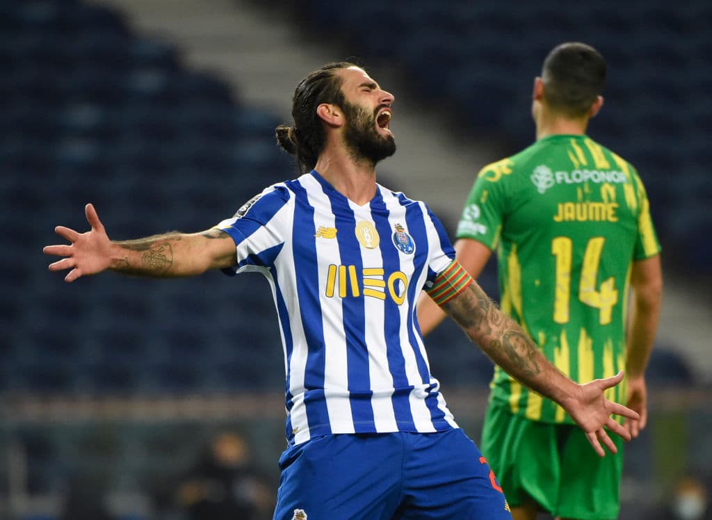 El Porto de ‘Tecatito’ le sacó tres unidades al Tondela