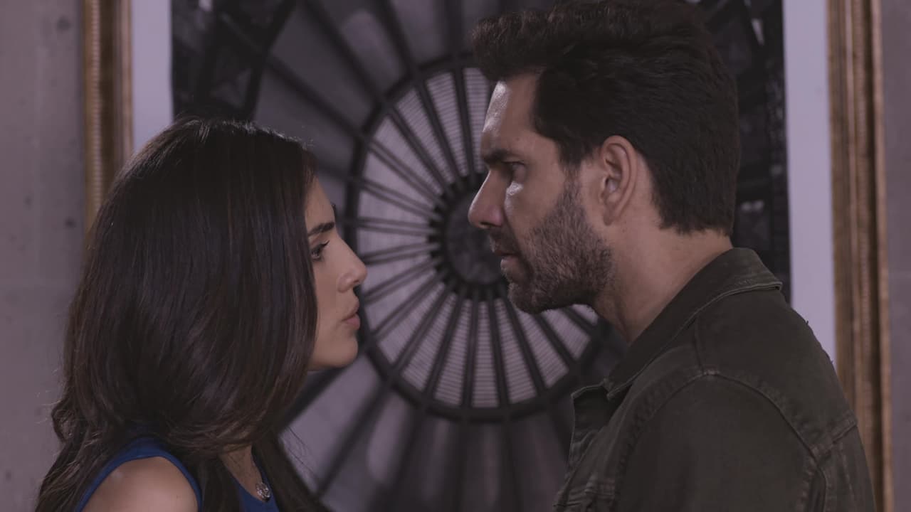 Ya sea en búsqueda de información o por mero interés, Facundo aumentó su contacto con Paulina, al cual ella no fue indiferente.