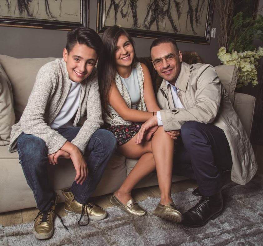 Romina estudió en Canadá la preparatoria, al terminar regresó a la Ciudad de México, donde se ha desenvuelto como 'influencer', modelo y actriz
<br>