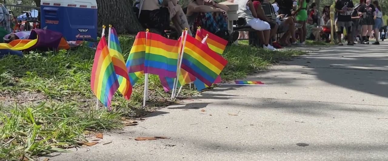 Prohibición de pronombres a maestros transgénero en Florida genera reacciones