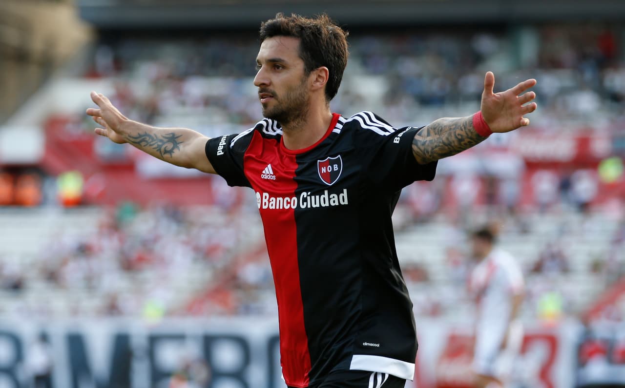 Pumas jugará en la Copa Libertadores y una de las prioridades está en el ataque, por eso es que buscarían el regreso de Ignacio Scocco, quien en el pasado fue puma del 2006 al 2008.