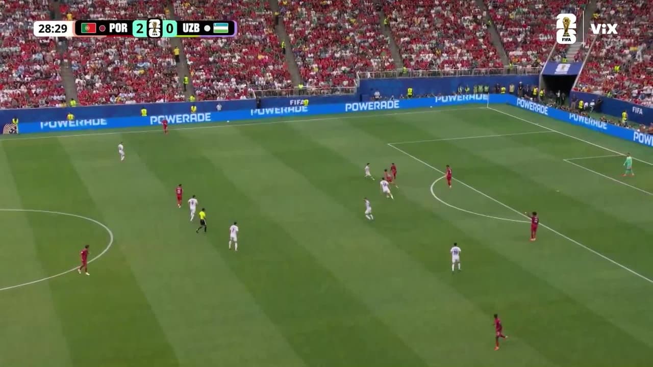 ¡Le niegan un golazo a Uzbekistán! Ganiev se queda sin premio por una falta previa