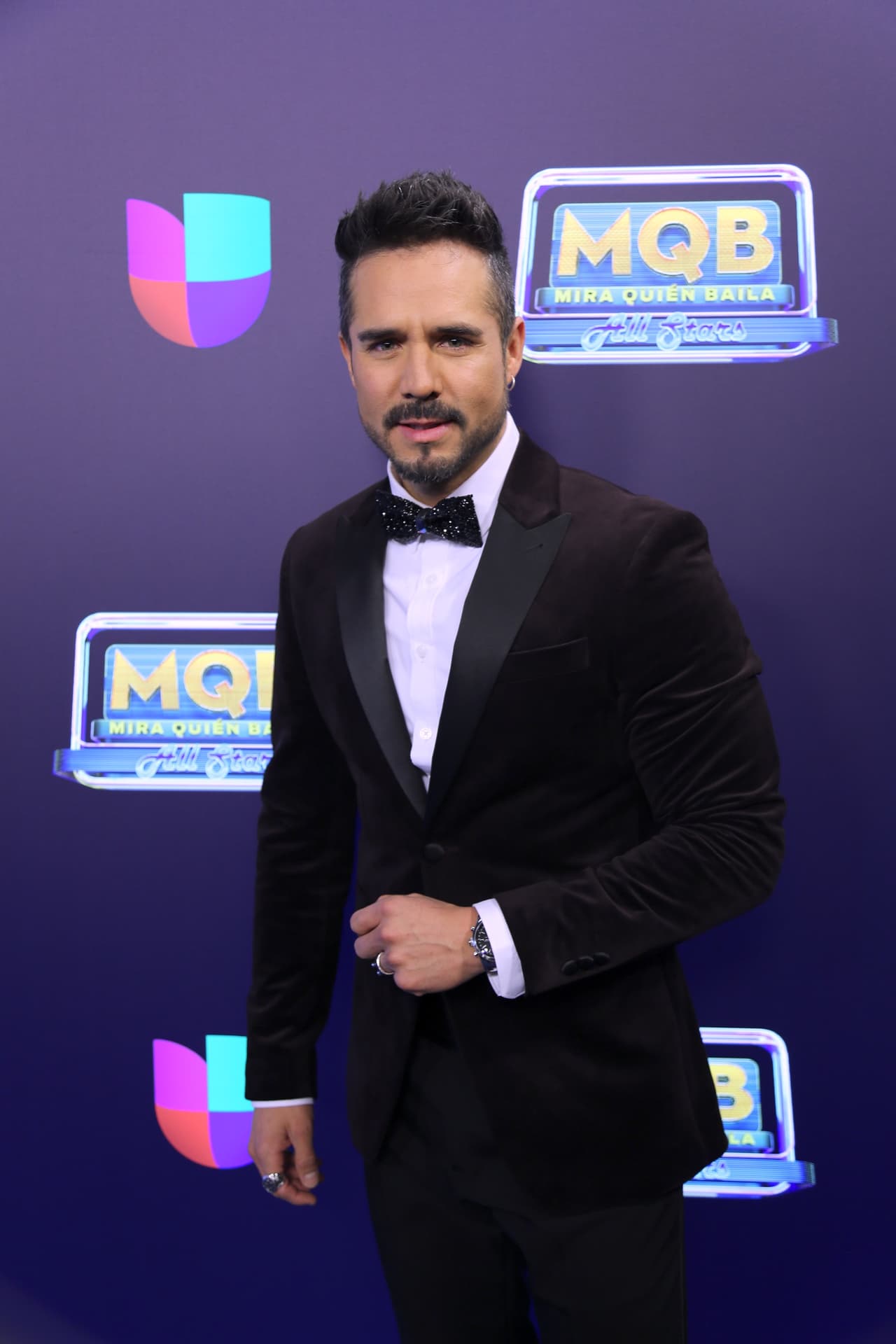 En la vida de
<b><a href="https://www.univision.com/shows/el-gordo-y-la-flaca/jose-ron-reacciona-a-la-nueva-telenovela-de-juan-osorio-y-a-ser-pareja-de-su-ex-ariadne-diaz-video" target="_blank"> José Ron</a></b> existen diferentes pasiones.
<br>