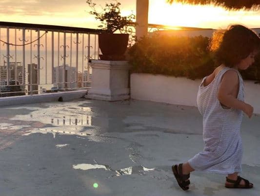 Pero antes de pisar este cálido lugar en playas mexicanas, la familia Guerra Vega hizo una parada en las montañas nevadas de Colorado.