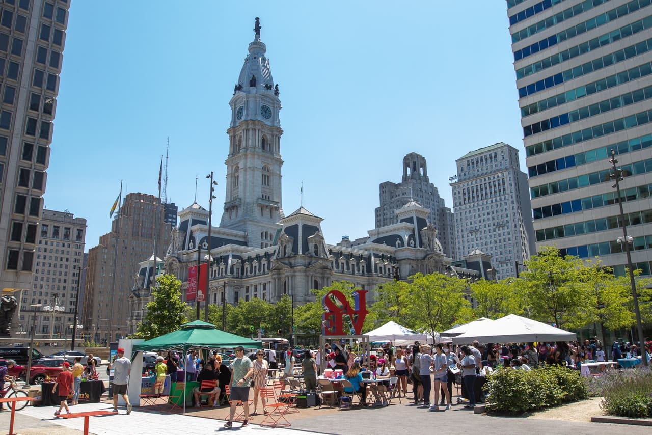 Estos son los cambios al toque de queda para menores de edad que propone el Concejo de Filadelfia
