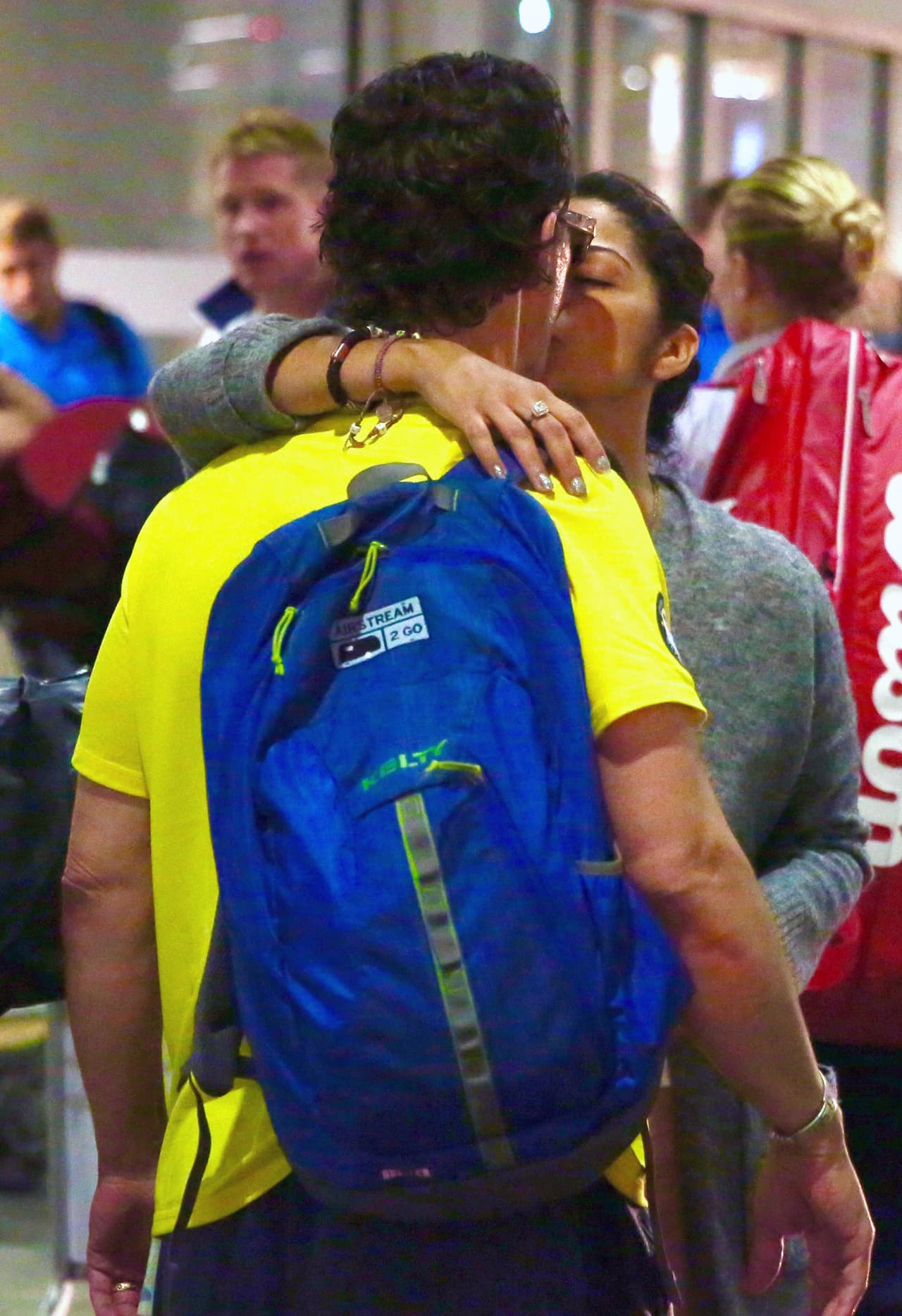 Con un tierno beso pusieron fin a su aventura olímpica.