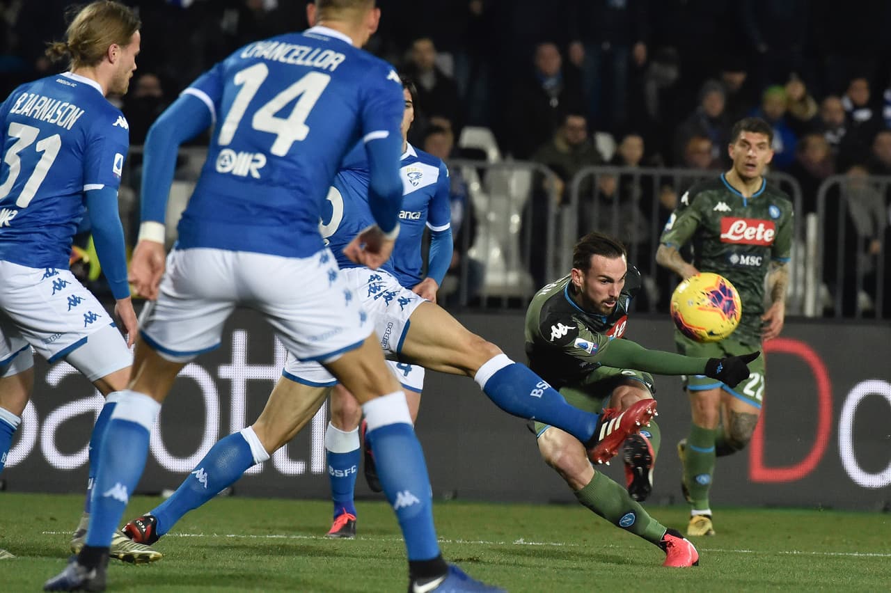 Hirving ‘Chucky’ Lozano salió a la banca. Chancellor (26’) daba la victoria momentánea a los locales hasta que, cobrando un tiro penal, Insigne emparejó el encuentro. Ruiz Peña al 54’ dio la vuelta al partido para volver a casa con tres puntos en la bolsa.