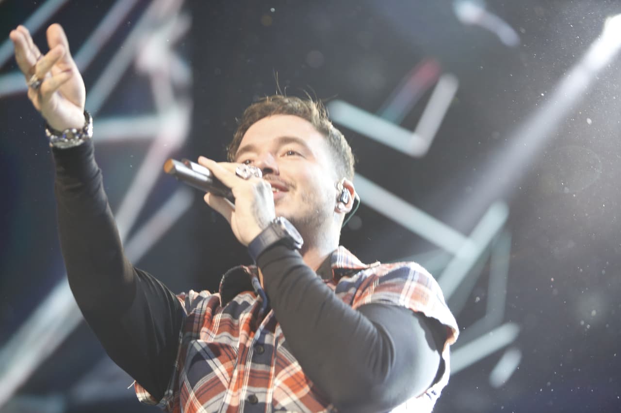 JBalvin cantó su canción 'Ginza'