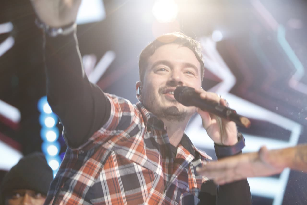 JBalvin SI TU QUIERES REGGAETON DALE, VAMOS A DONAR AL TELETON DALE!