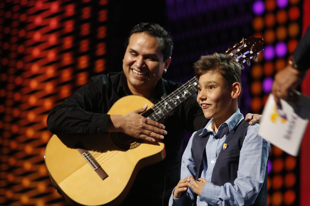 ¡Qué voz! Adrian Martin Vega impresionó a todos, especialmente a Natalia Jiménez