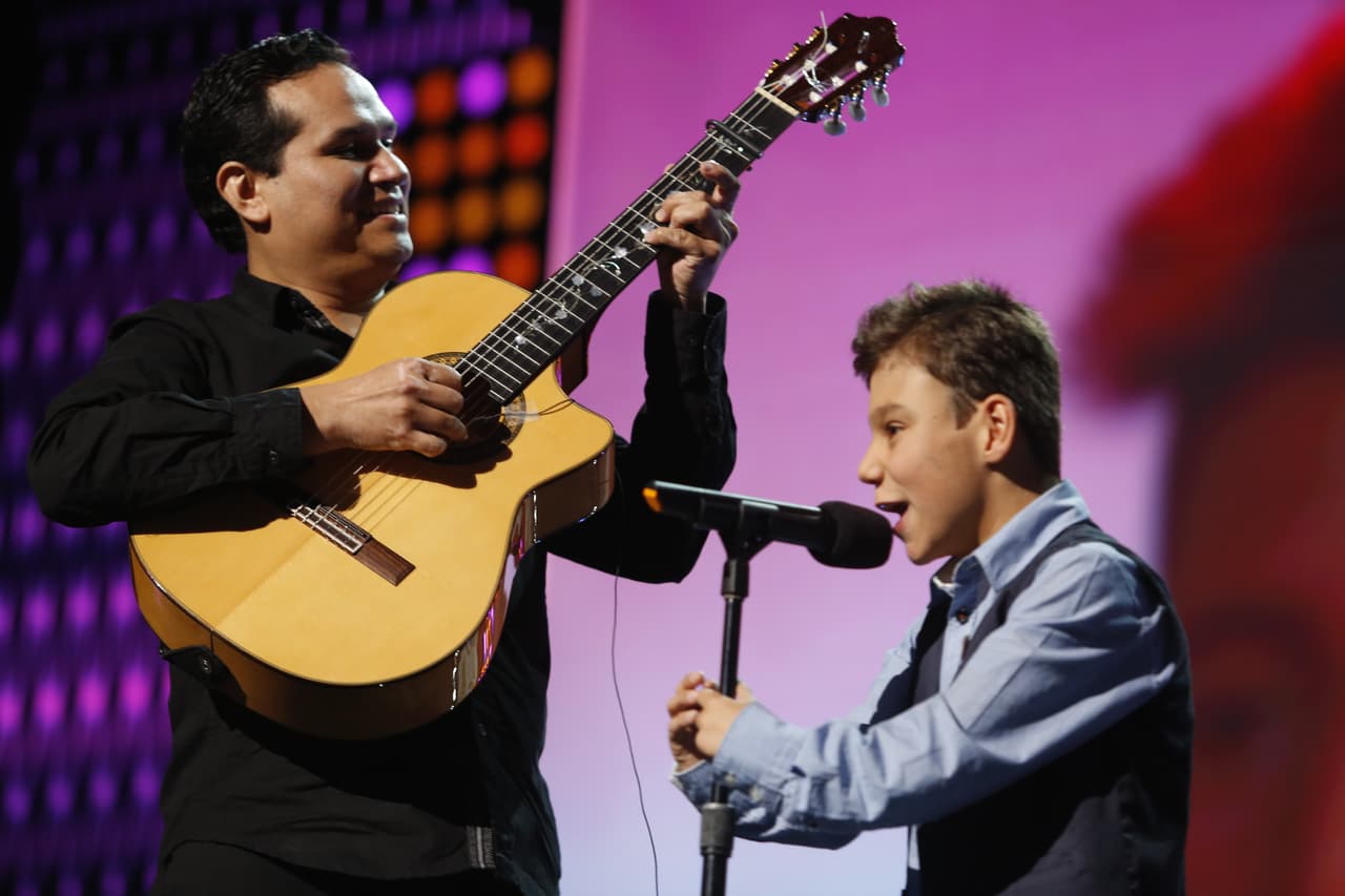 ¡Qué voz! Adrian Martin Vega impresionó a todos, especialmente a Natalia Jiménez