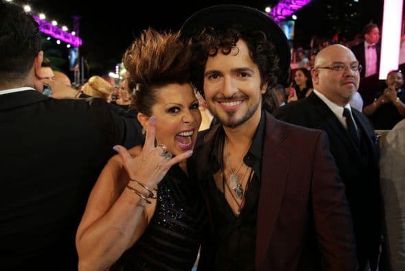 ¿A quién no le gusta un 'selfie'? Y es que están de moda. Mira estas que los artistas se tomaron en la alfombra de Premio Lo Nuestro 2014.