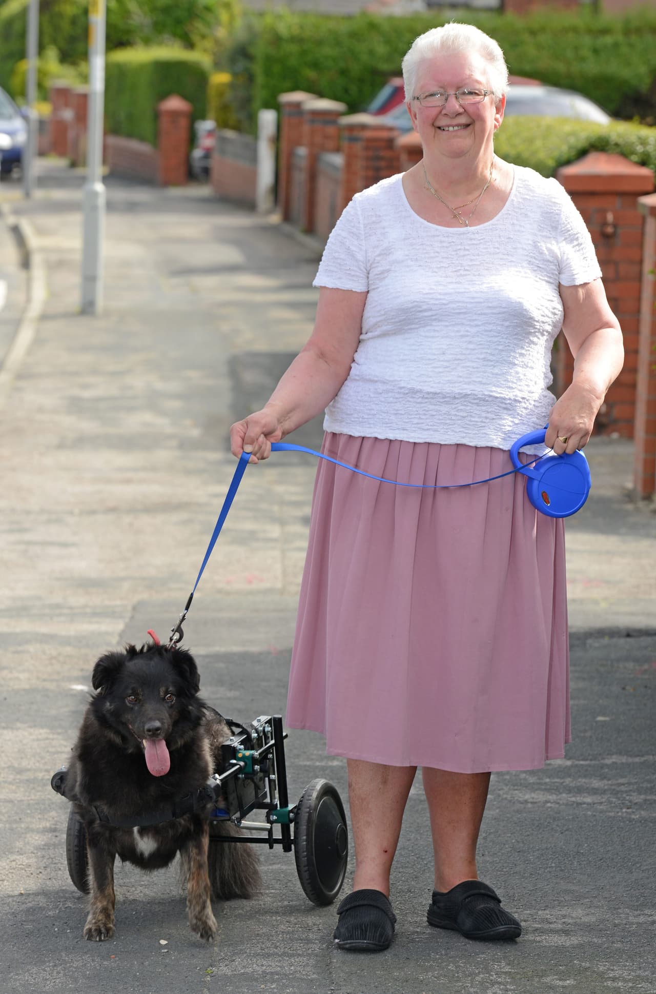 Poco a poco se ha ido acostumbrando a su silla de ruedas.