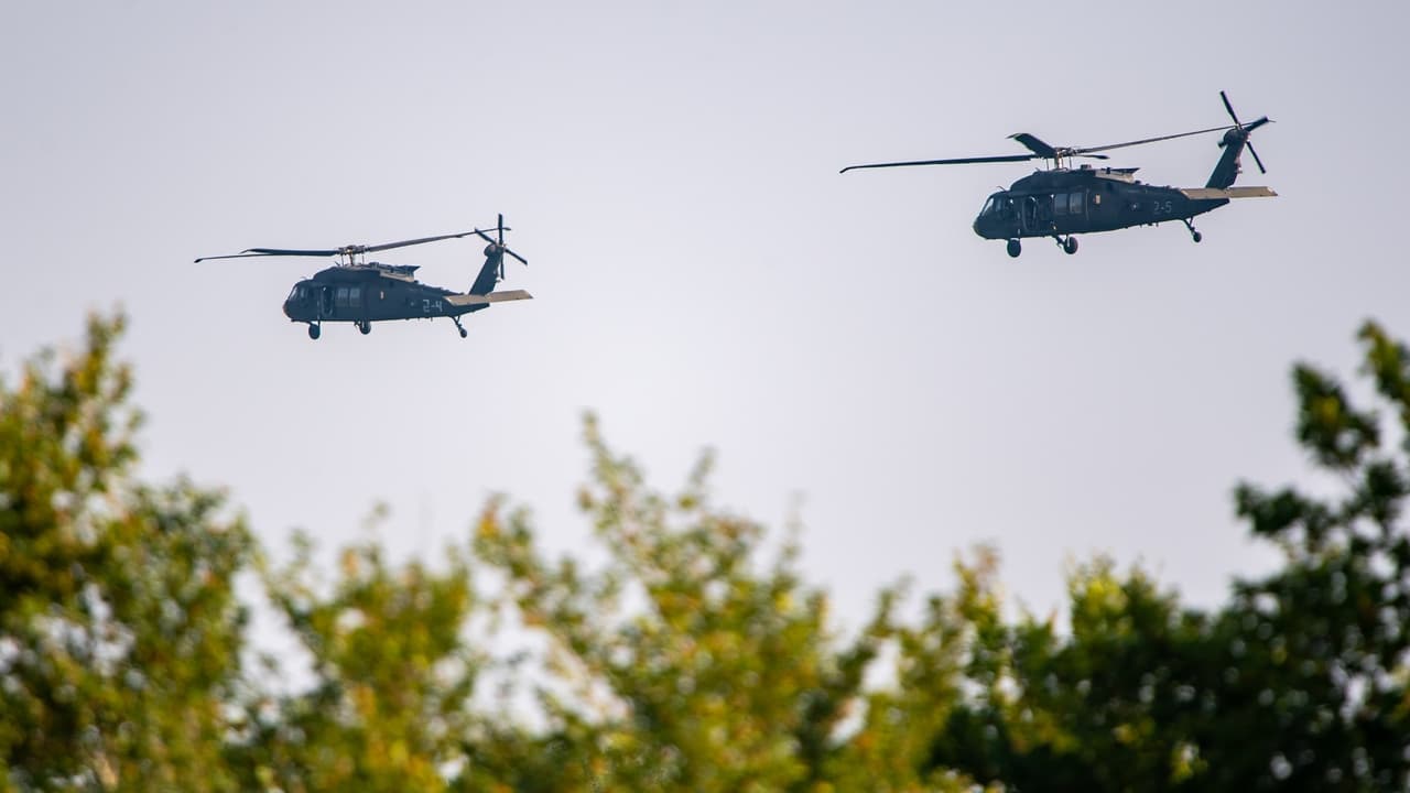 Aeronaves militares sobrevuelan el Área de la Bahía mientras empeora el conflicto en Ucrania