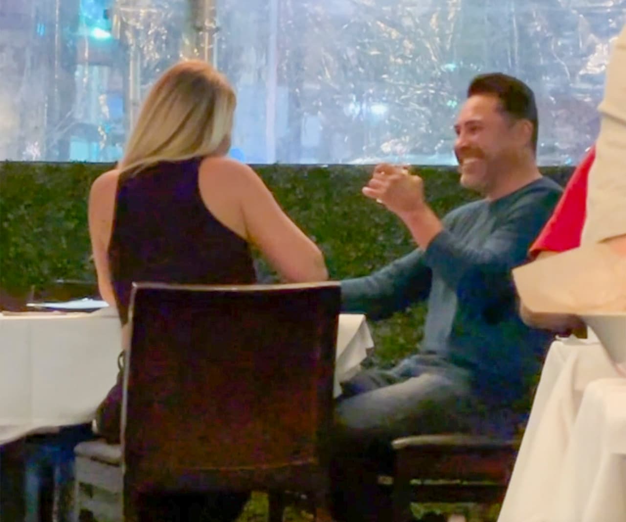 Luego de la cena mexicana, se refugiaron en Mi Piace Lounge, en donde tomaron una copa.