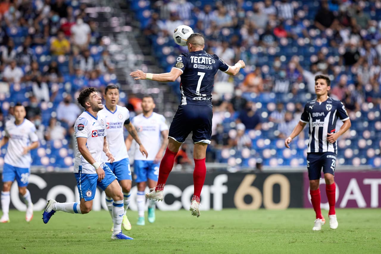 Un solitario gol de Maxi Meza le da la victoria 1-0 a Monterrey y toman una cómoda ventaja en las semifinales de la Concacaf Liga de Campeones frente a Cruz Azul.