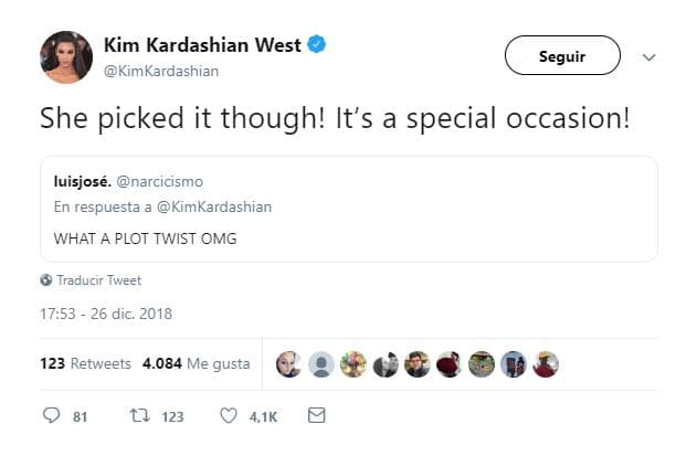 A lo que la empresaria y esposa de Kanye West replicó: “¡Pero ella lo escogió! ¡Es una ocasión especial!”.