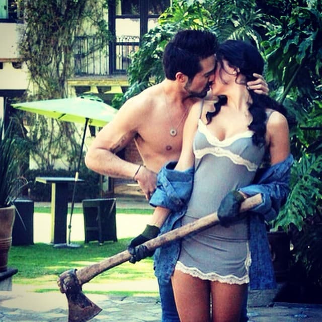 <b><a href="https://www.univision.com/series/la-piloto/estos-hombres-robaron-el-amor-de-livia-brito-fotos">"¿Habrá recalentado?"</a>, </b>preguntó Legarreta y la actriz cubana respondió: "No".
<br>