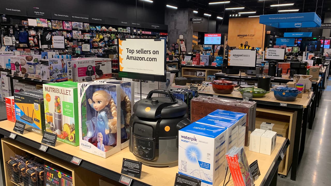 En
<b>Woodlands Mall </b>estará 'Amazon 4-star', la cual ofrecerá productos que estén valorados con más de 4 estrellas o son tendencia en el portal web de la empresa. Esta sería la tienda 23 de este tipo que abre Amazon en Estados Unidos.