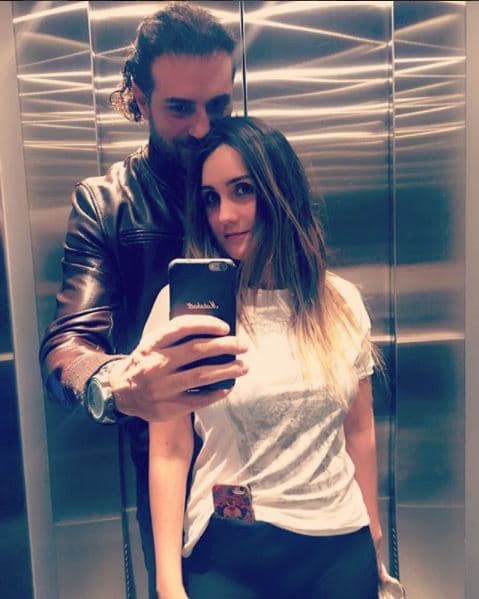 Sin embargo, dijo que por el momento no hay planes de boda, aunque no descarta la posibilidad de incluso, formar su propia familia.