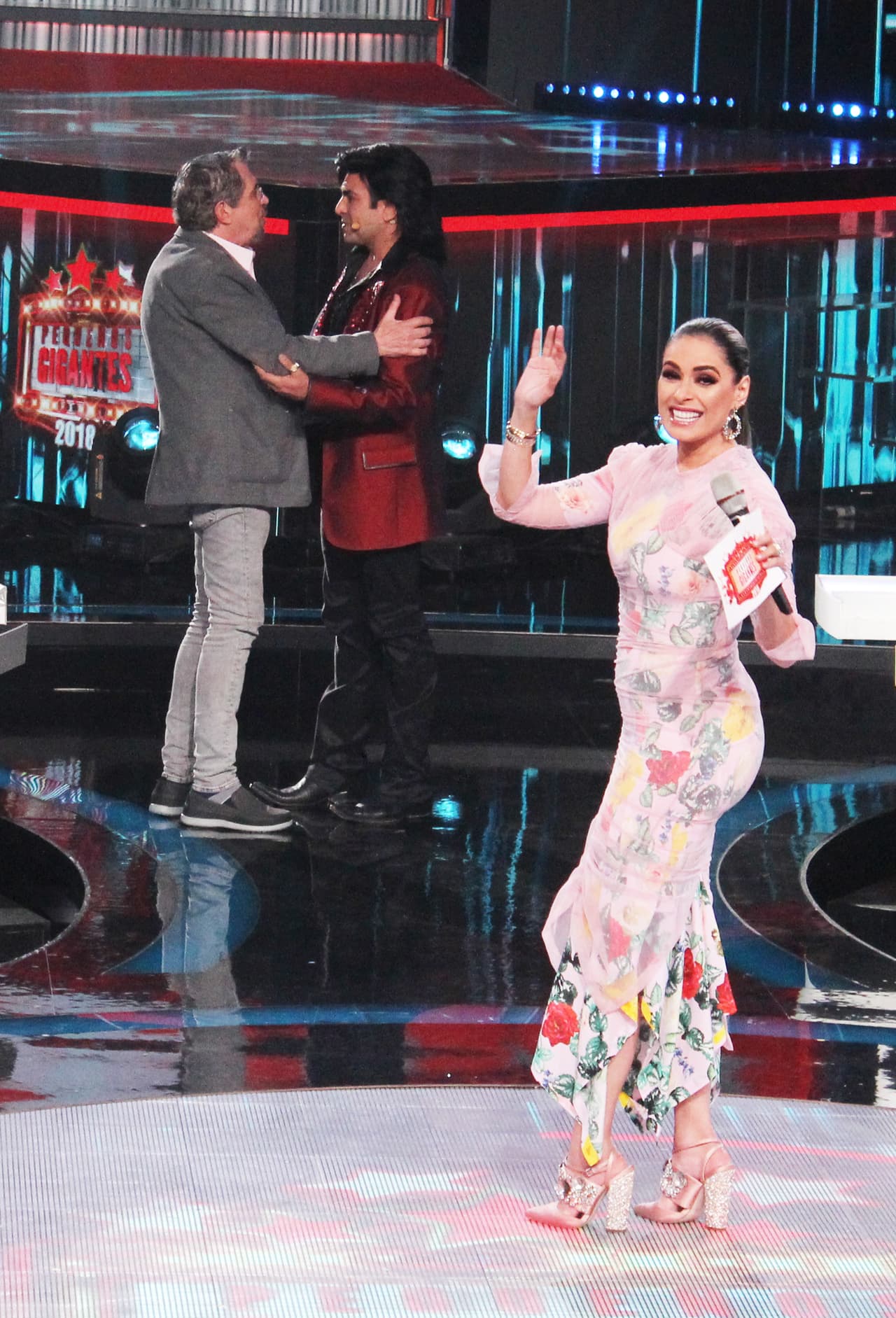 Luego de esa presentación, 'El Flaco' no tuvo otra cosa que decirle: "Albertano de mi vida, perdóname".