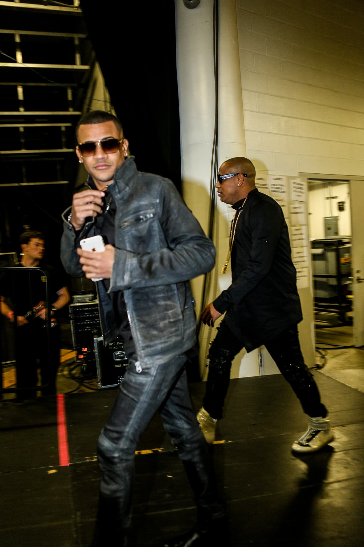 Una cosa fue lo que viste en televisión y otra lo que te perdiste. Pero, relax! Nuestro lente te trae el detrás de cámaras de la esta entrega de Premio Lo Nuestro.